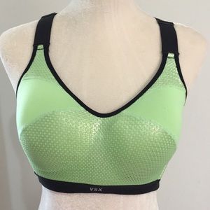 Victoria’s Secret Sport Bra 36Csz barely worn